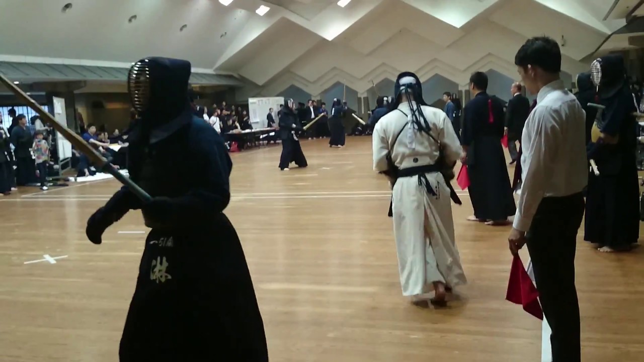 2018 薄暑 連盟大会団体戦① 先鋒金子中堅高橋大将福冨　剣道　二刀流　オープン大会　逆二刀　正二刀