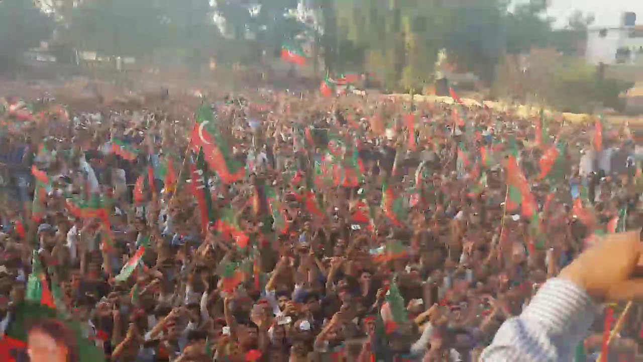 Watch Crowds in Haripur as Faisal Javed invites Imran Khan for the speech