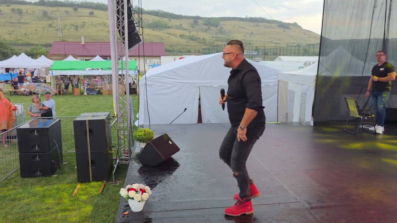 Jessy-Az esőben állunk...(Kőrösfő)