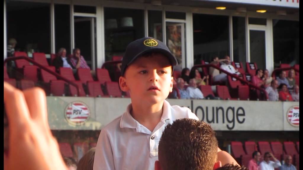Djarno, . The junior capo leading PSV's East Ring during the friendly match against FC Eindhoven