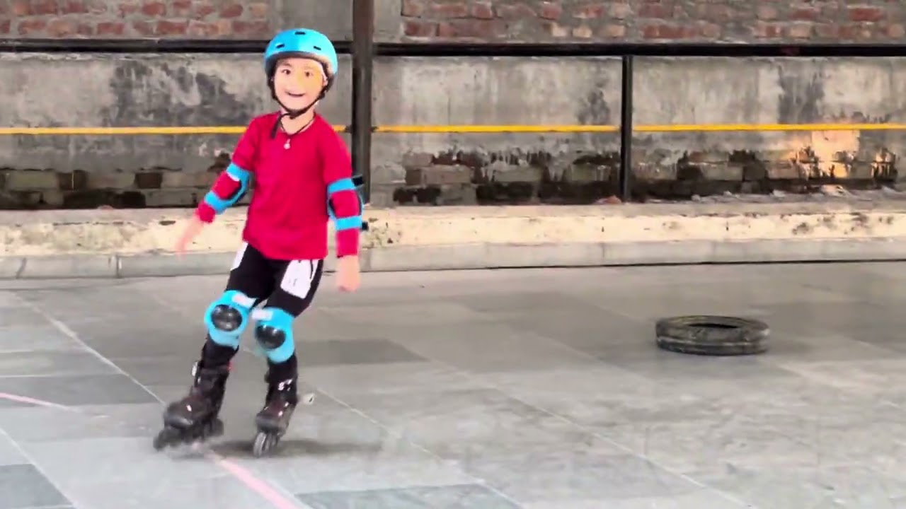 Skating skills #trending #viral #viralvideo #video #videos #viralvideos #skate #trend #cutebaby