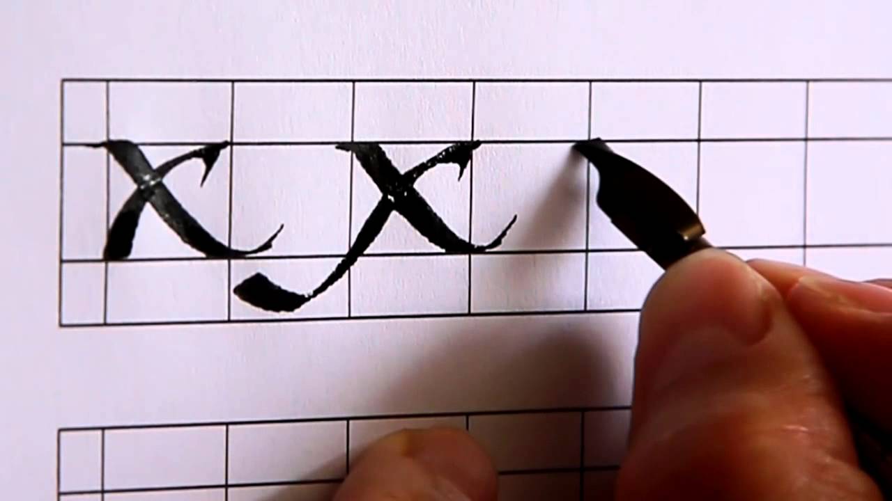 Caligrafía para letra Uncial 3