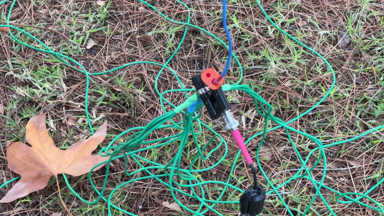 HF Quarter Wave Ground Plane Antenna with 12 Radials
