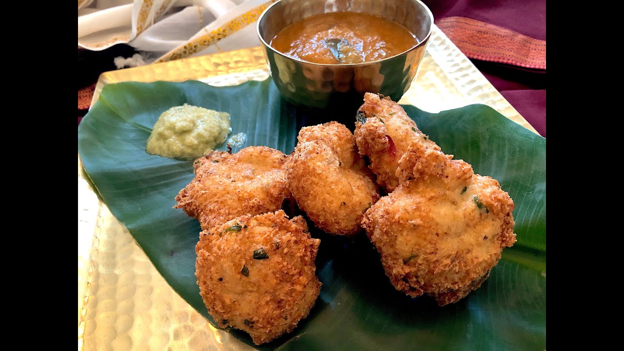 Low Carb /Keto / Almond flour Savoury Fritters/Keto Medhu Vadas