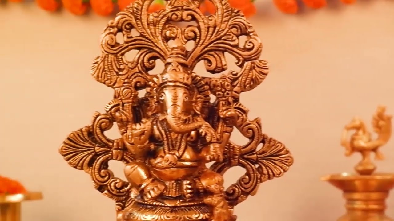 Stand Ethnic Design Handmade Curved Oil Wick Deepak Lamp | eMetalCrafts