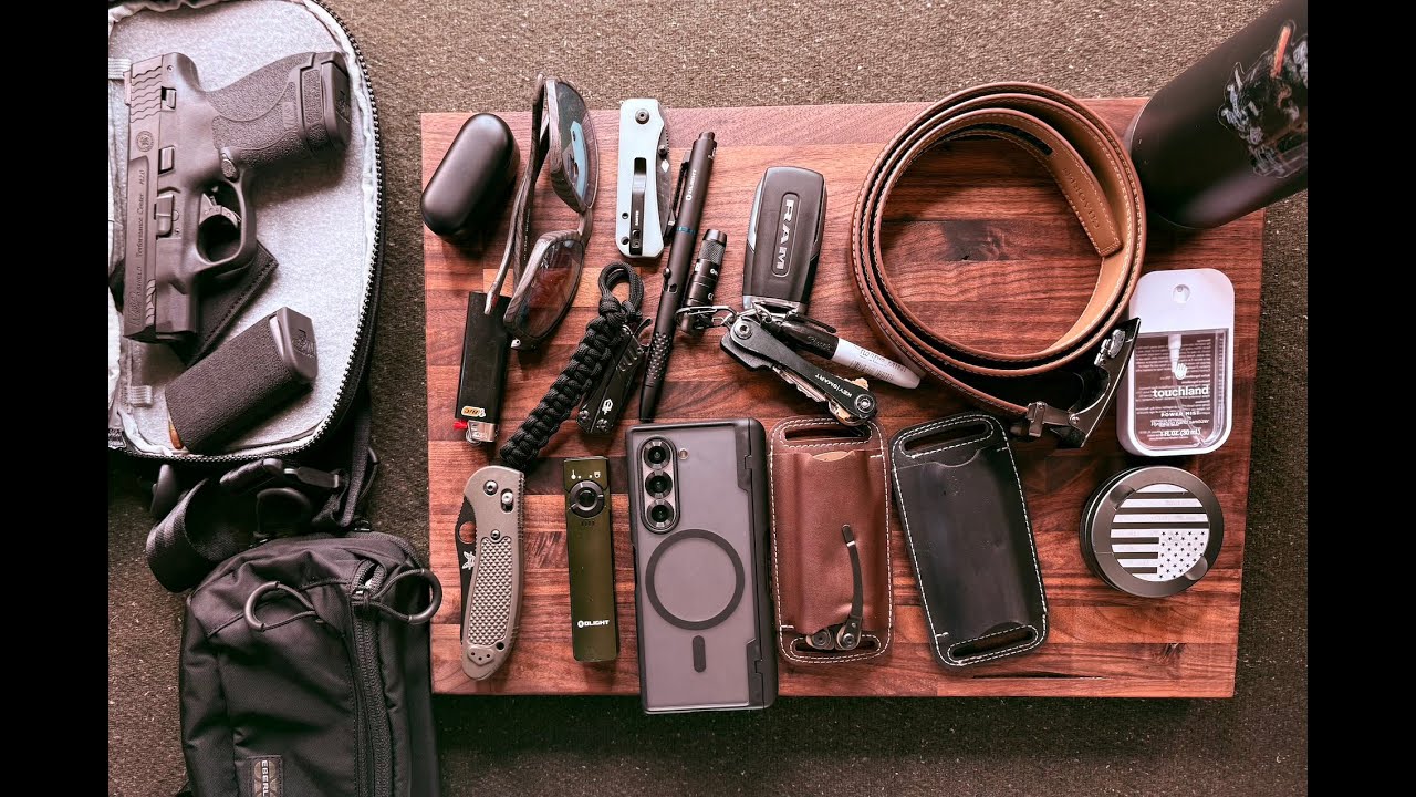 Eberlestock Fade Flex: Pocket Dump