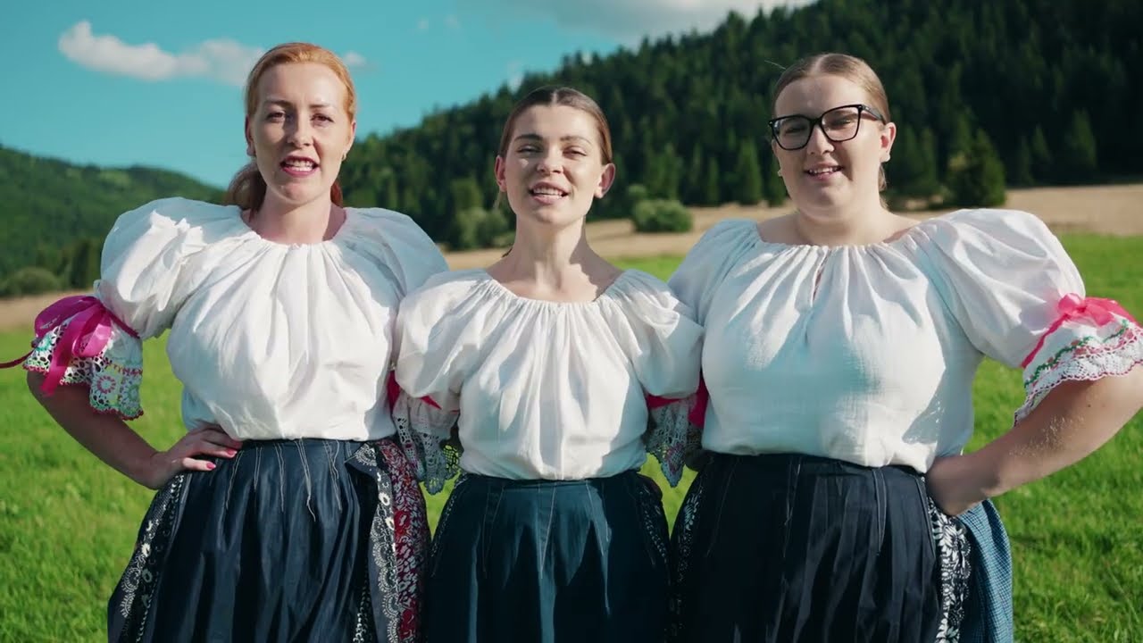 Ssk Dievčatá z pod Grapy - Zašvč mješončečku, Bývalo mi dobre, Želuny mosteček (Slovak Goral songs)