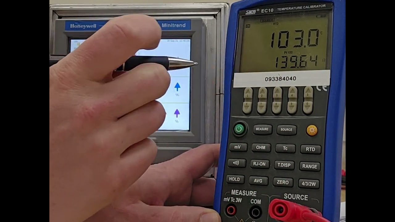 Calibrating a Honeywell Trend series paperless recorder