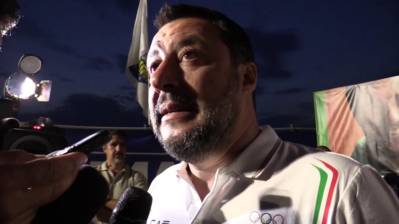 Governo, Salvini allontana la crisi: 