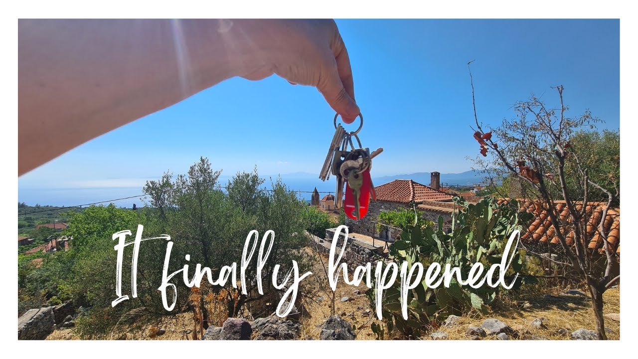 We finally bought our dream house in Greece ✨️