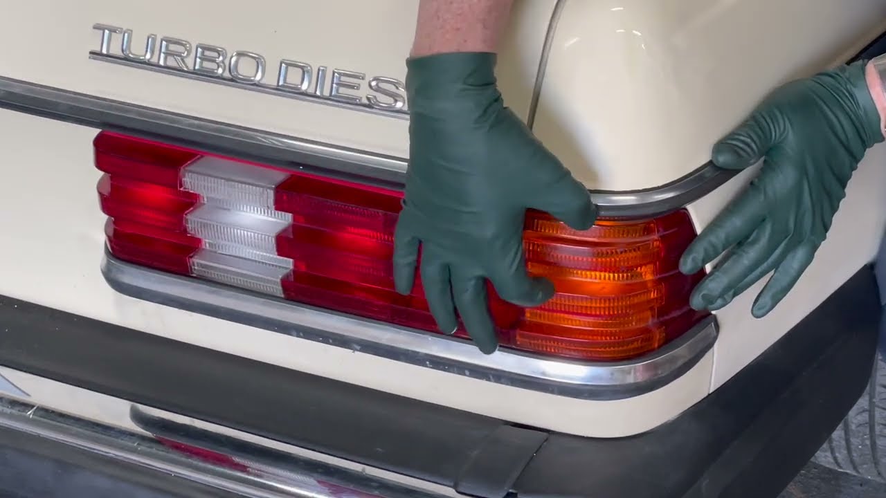 Water Leaks into Trunks - HOW? - Change Tail Light Seals