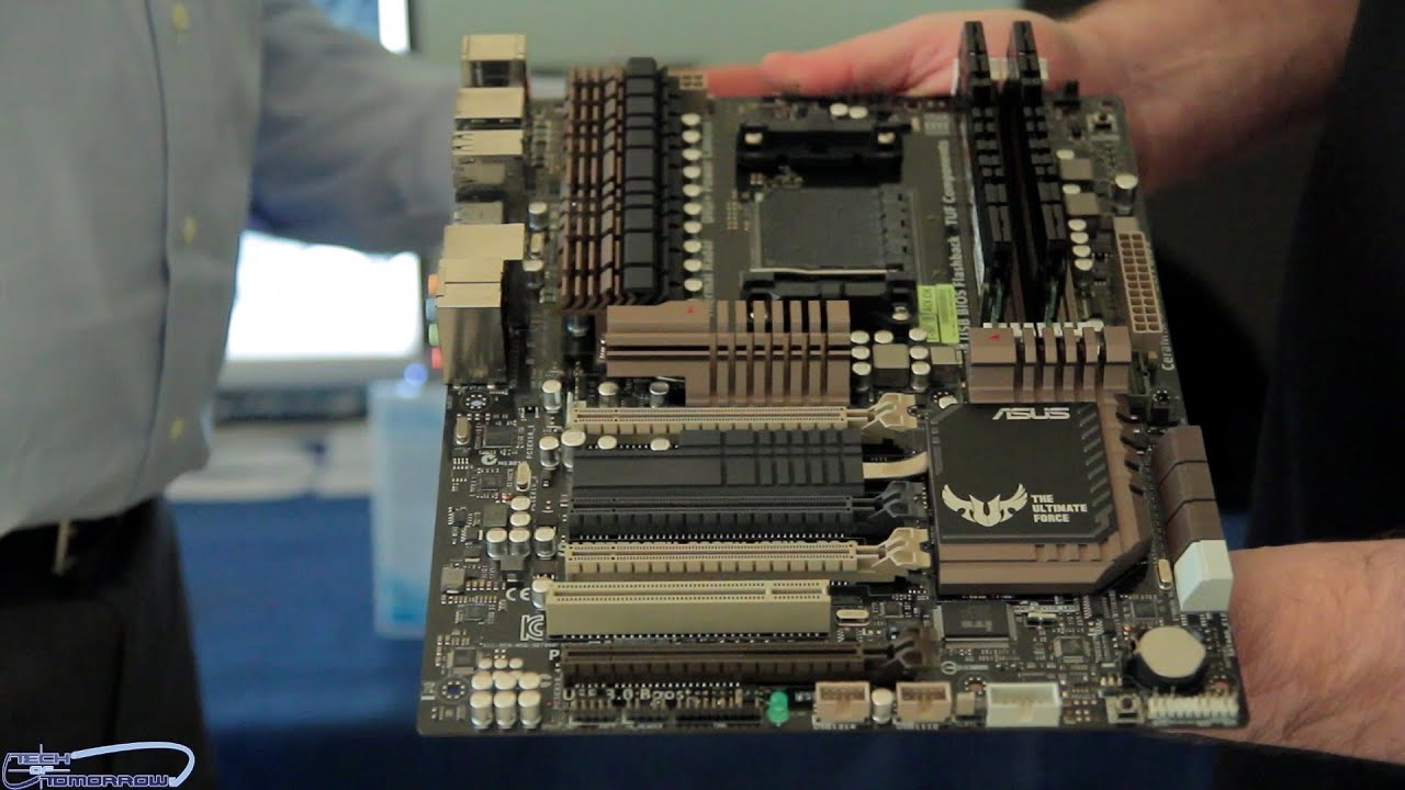 ASUS SABERTOOTH 990FX GEN3 R2.0 Military-Grade Motherboard