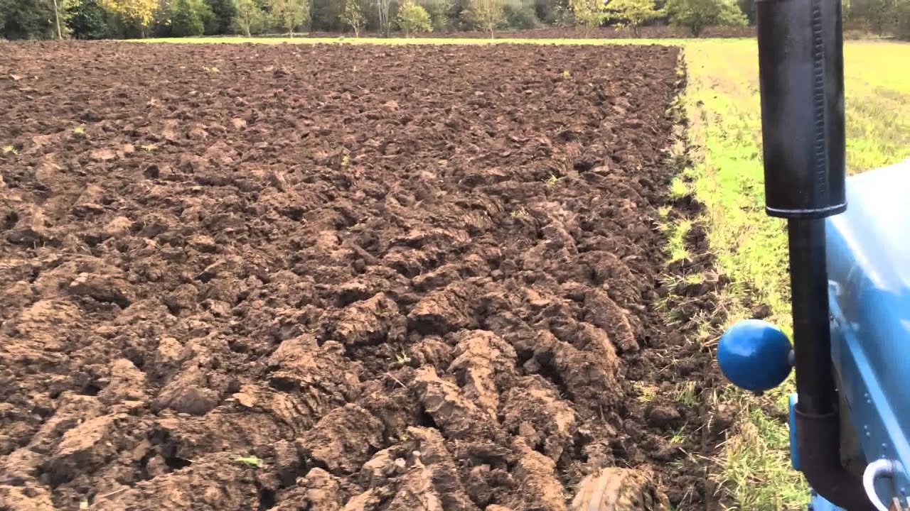 Fordson Power Major ploughing with a Ransomes TS82.