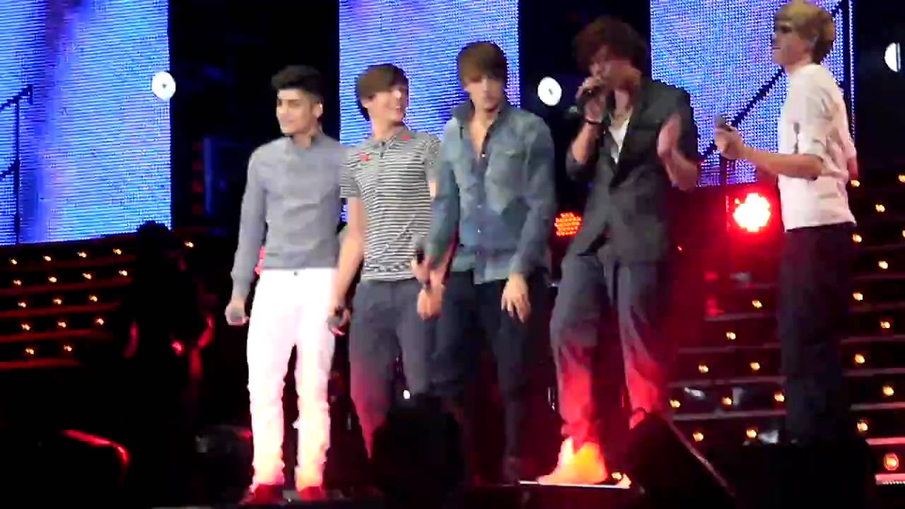 X Factor Live Tour 2011 Glasgow SECC - One Direction, Forever Young