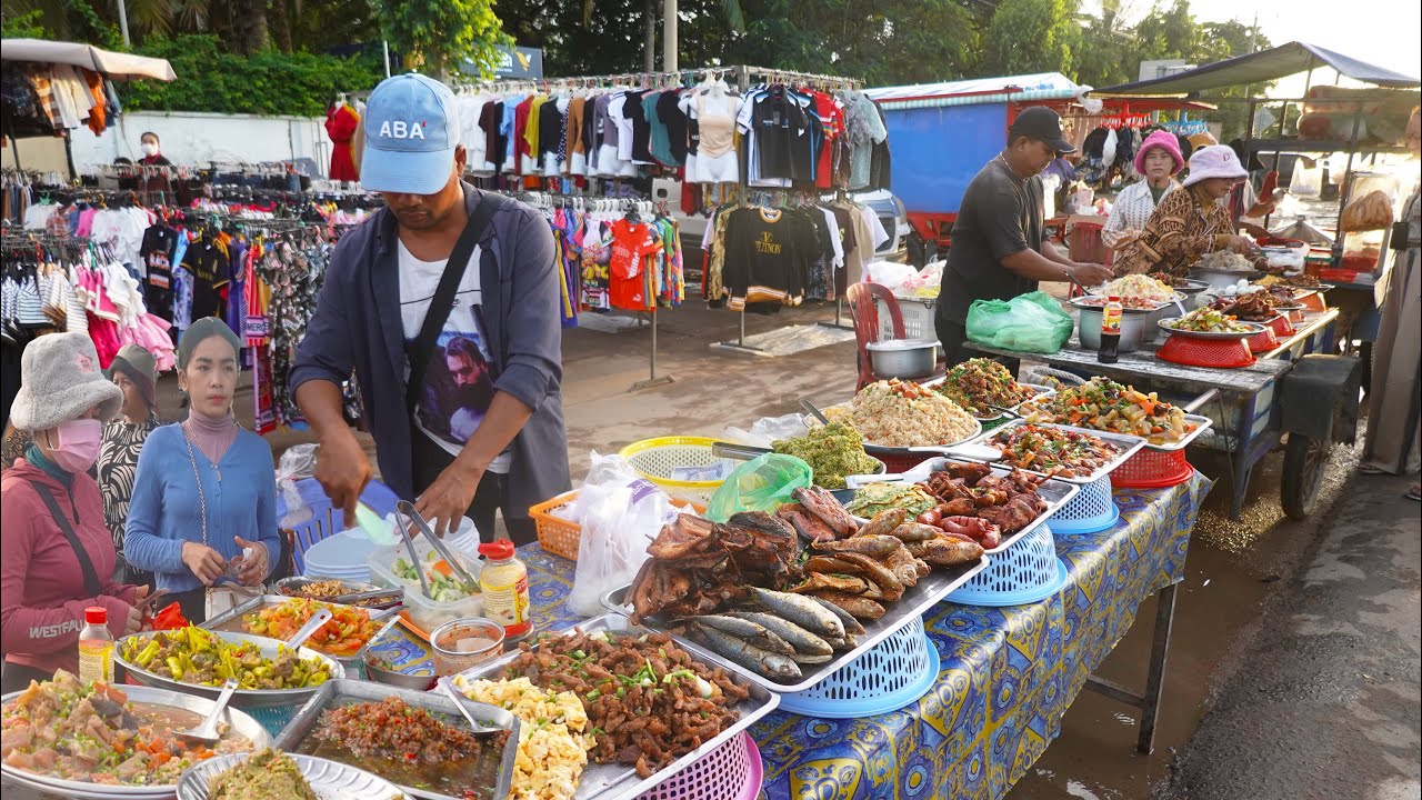 Amazing Cheap Breakfast & Market Street Food - Pork Rice, Fried Food, & More