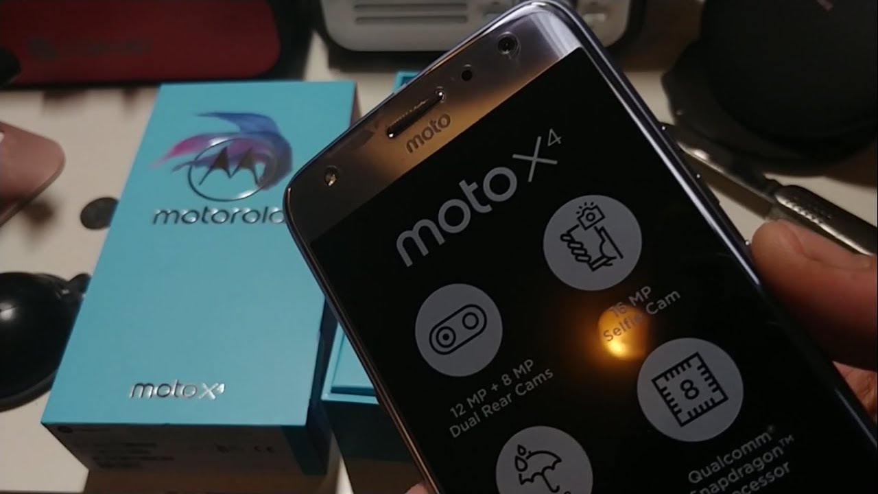 Moto X4 Unboxing! What A Sterling Blue Beauty!