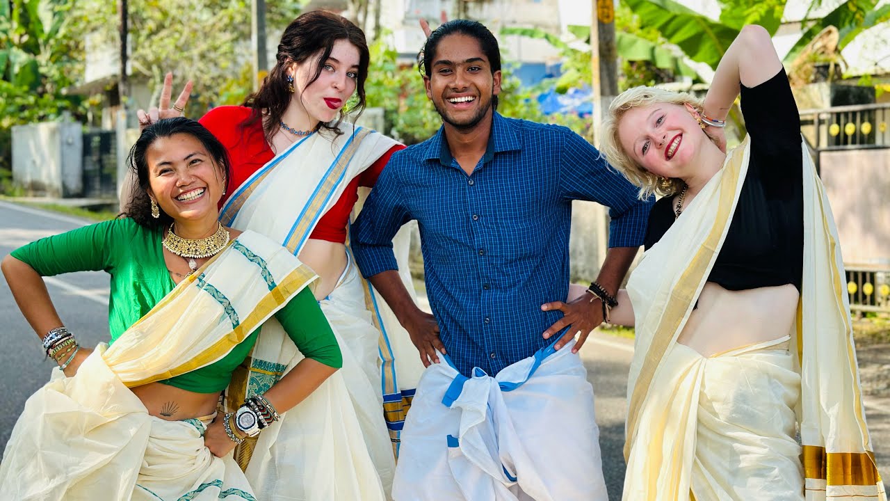 മദാമ്മമാരെ മാമിമാർ ചേർന്ന് സാരിയുടിപ്പിച്ചു | foreigners experiencing kerala culture