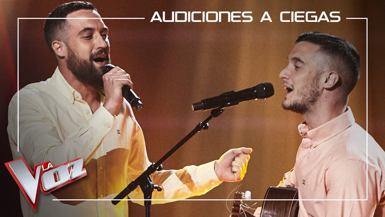 Los Hermanos Navarro cantan 'Entre sobras y sobras me faltas'