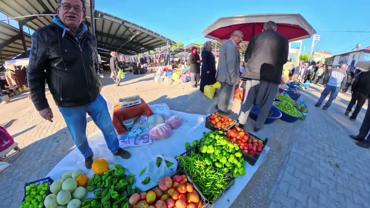 Köy ürünleri pazarı 