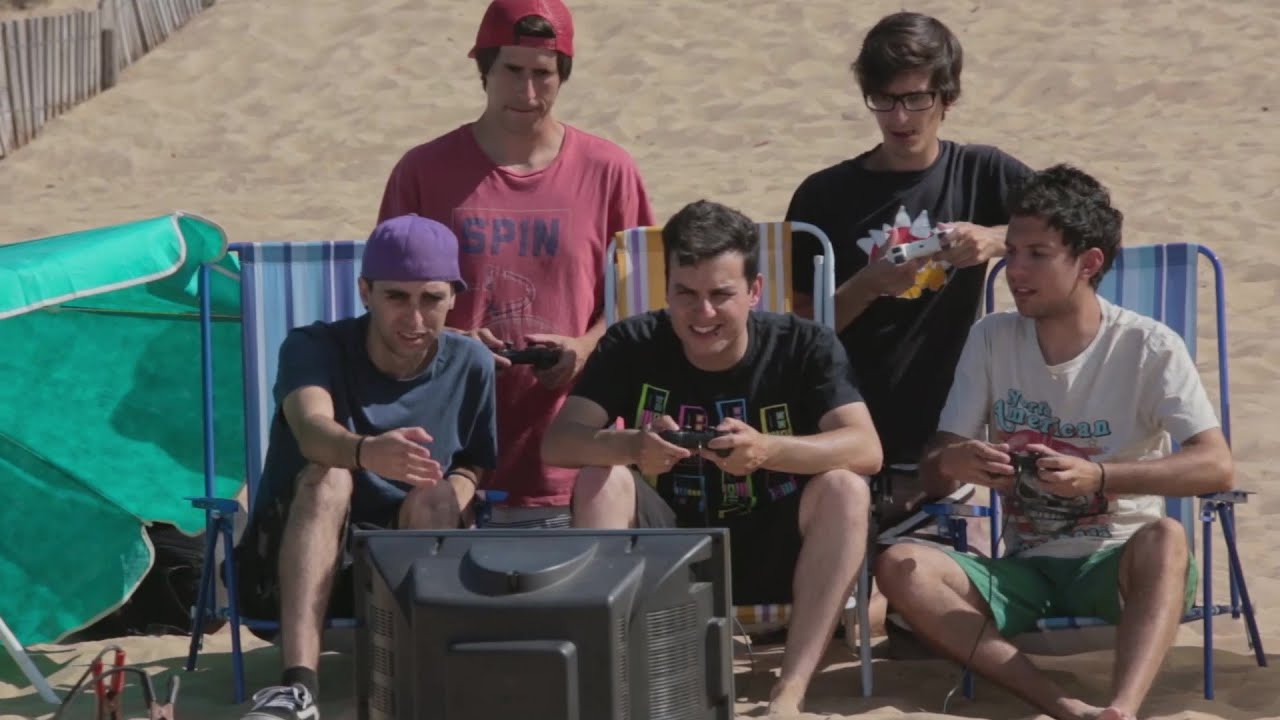 Gamepad - Videojuegos Afuera (Video Oficial)