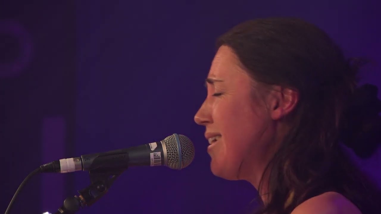 Becky Syson LIVE at The Metronome Nottingham