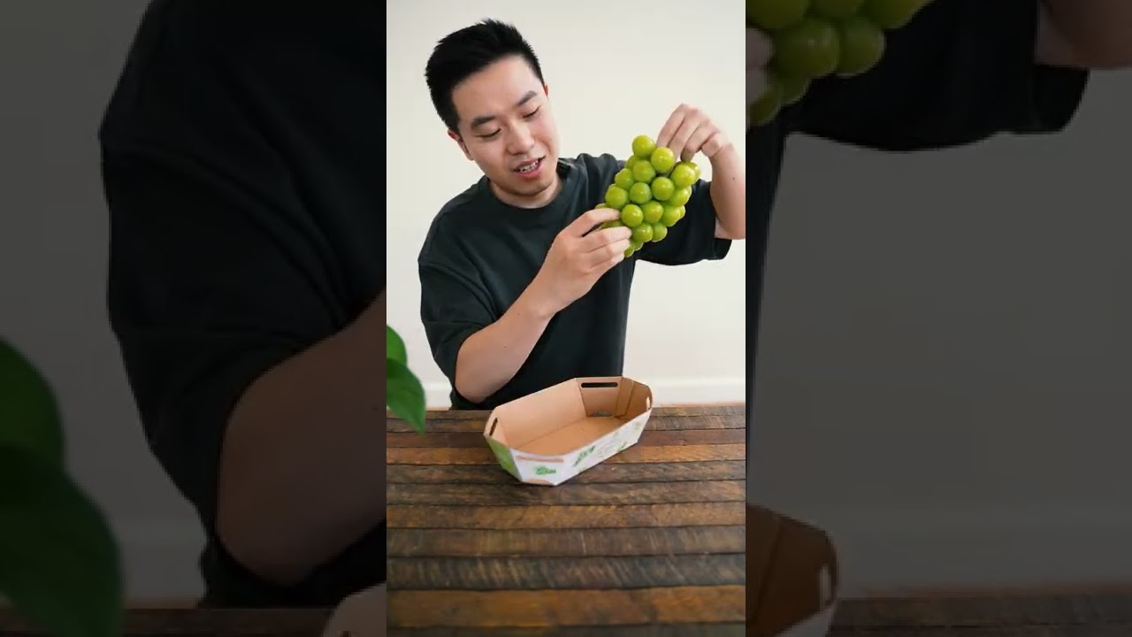 НАСЫЩЕННЫЙ И СОЧНЫЙ! ВИНОГРАД Shine Muscat за 40 долларов 🍇