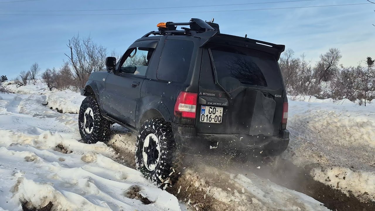 Pajero iO–ს ბრძოლა მაღალ თოვლთან – გაიჭედა თუ გაიარა?