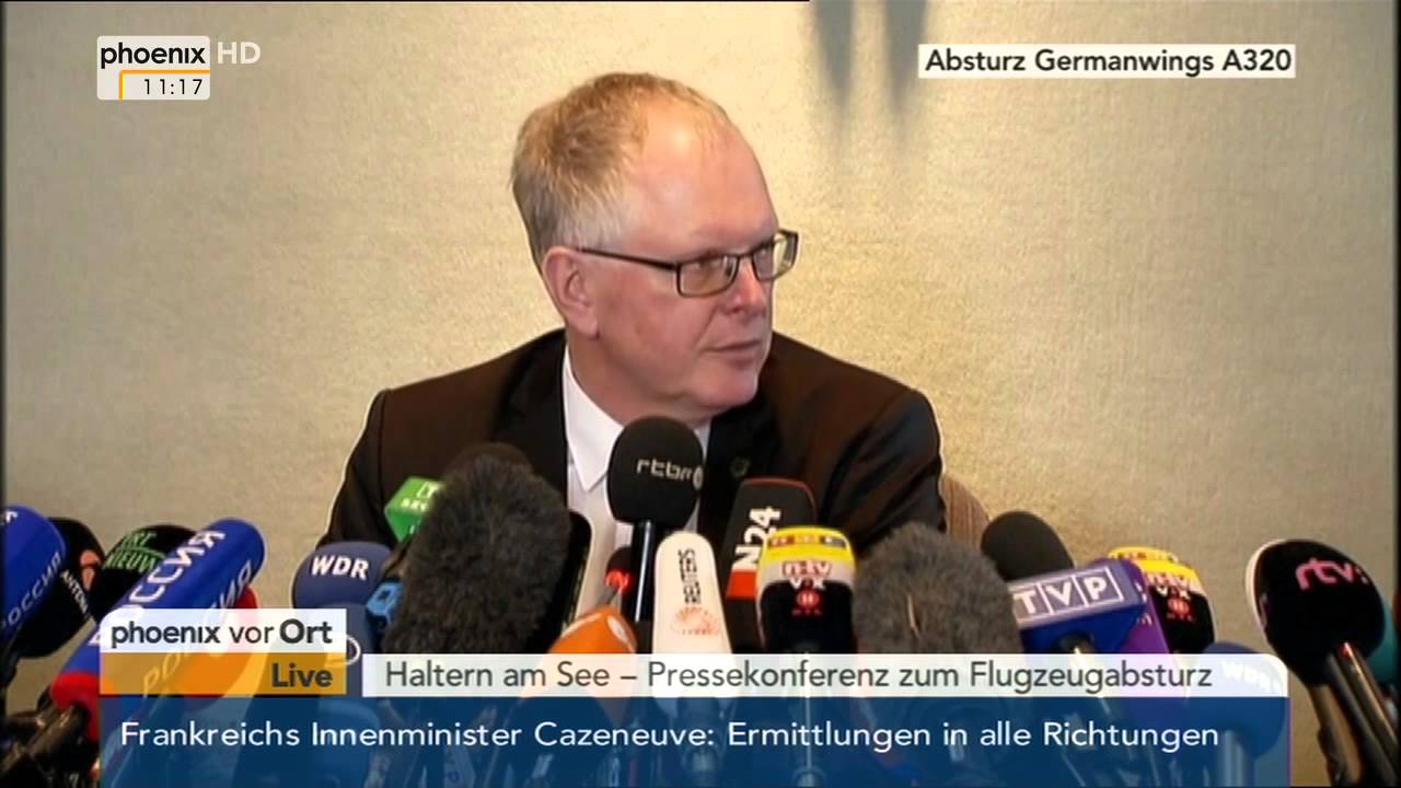 Flugzeugabsturz: PK in Haltern am See zu der verunglückten Schulklasse am 25.03.2015