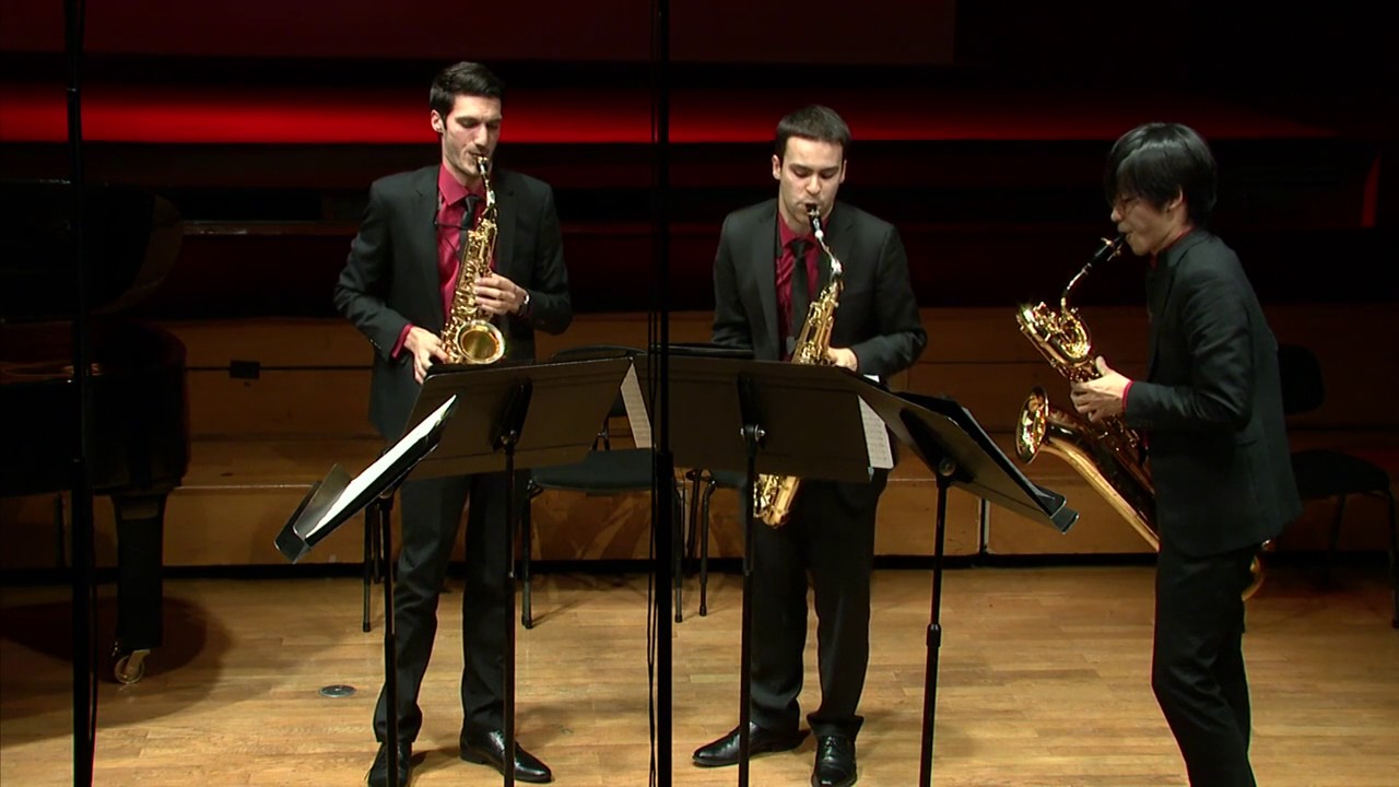 Jean Françaix : Petit Quatuor par le Quatuor Niobé