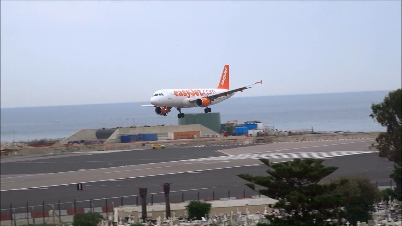 Gibraltar airport Cross wind Missed approch / go around  with bird strike. 23/10/16