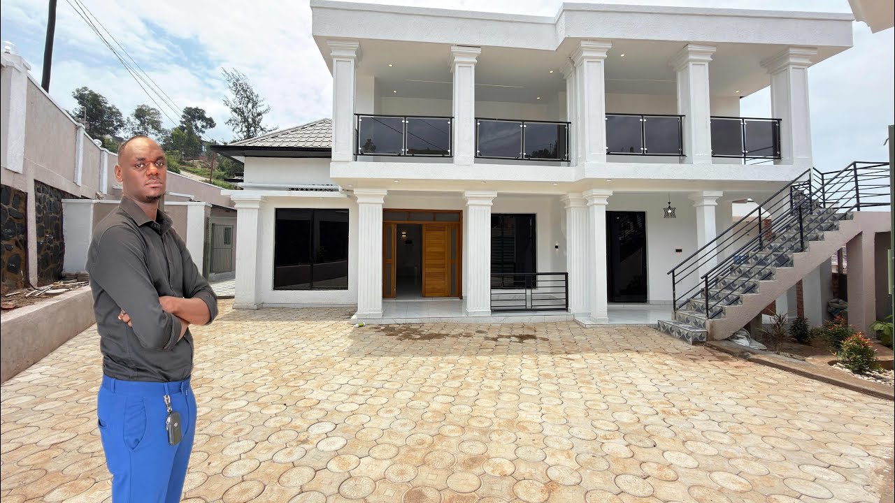 Nice house for sale at Kabeza : 150 millions .for more information .call/whatsapp : +250 788455210