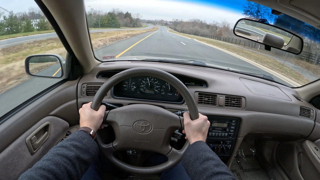 Toyota Camry LE 1998 года — тест-драйв от первого лица