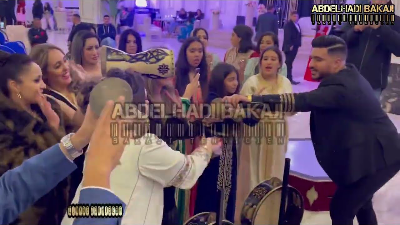 @walidrehmanioffic8607 نايضة كيف ديما مع مول لمقص (صحبتي عزيزة عليا)فرجة ممتعة@ZinaDaoudiaOfficial