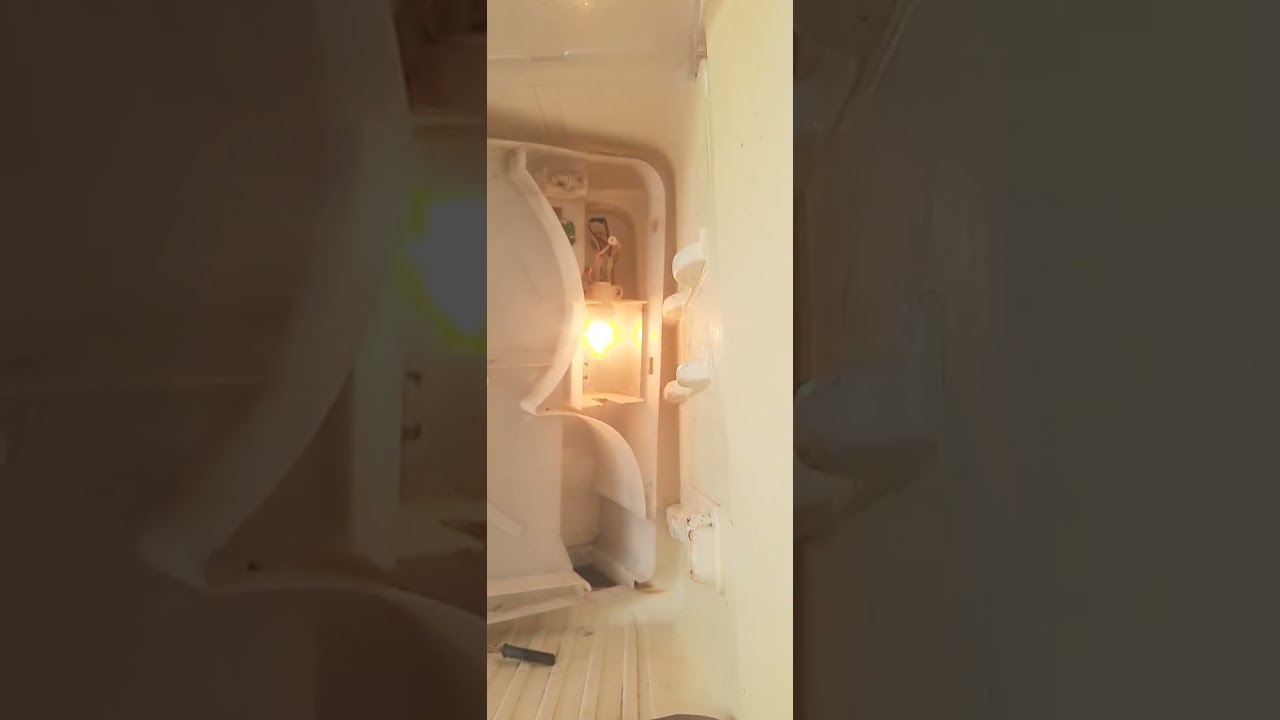 Geladeira df45 apitando problema resolvido interruptor da porta