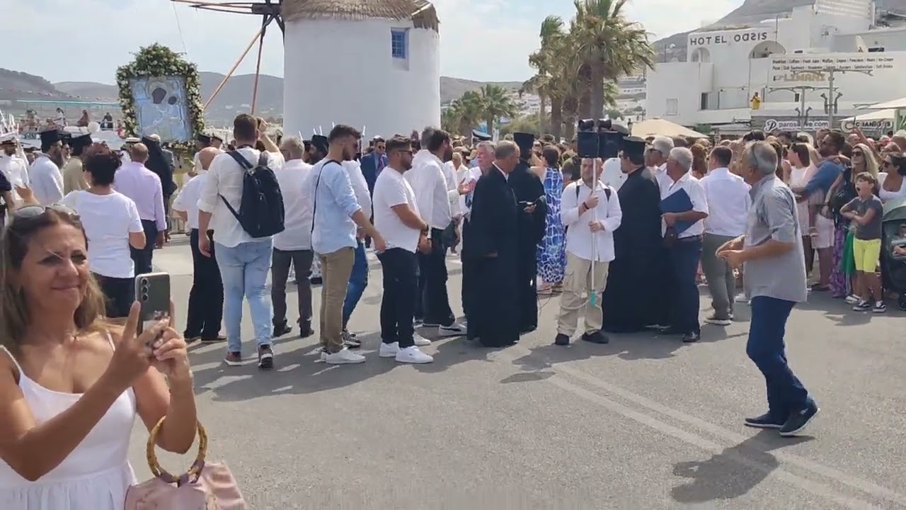 πάρος δεκαπενταύγουστος περιφορά της εικόνας της εκατοπηλιανής