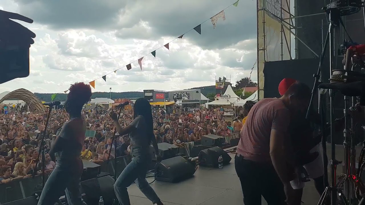 Koffee & the RAGGAMUFFiNS live at Sunrise Reggae Ska Festival 2019 Burtenbach