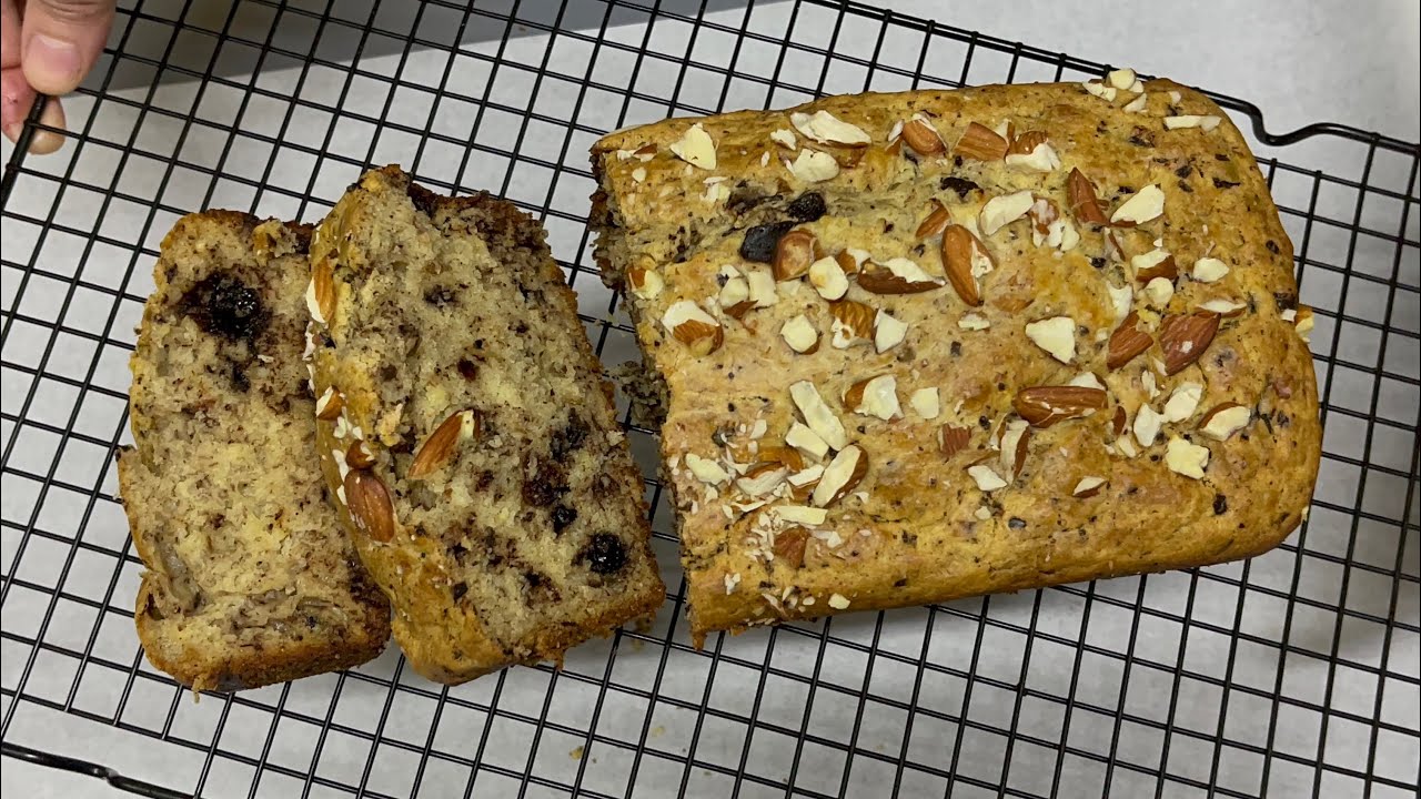 كيك الموز ( بنانا بريد) اخيرا عملته والطعم خطيررر🍌🍌This banana bread is unexpectedly delicious