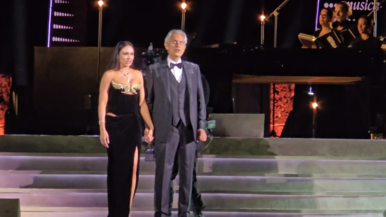 andrea bocelli  1 era jornada lajatico teatro del silencio .5