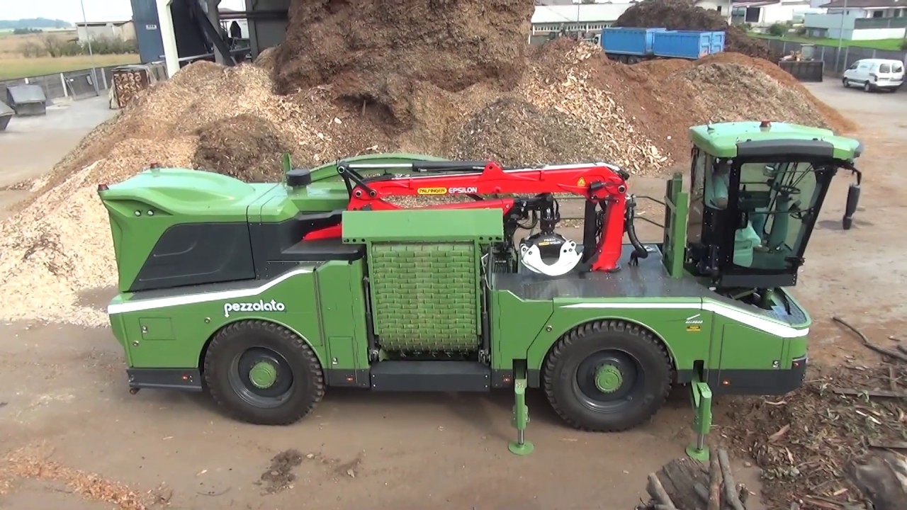 PEZZOLATO PTH 1400/1000 ALLROAD - Cippatore a tamburo / Drum chipper driven by 700 hp VOLVO engine