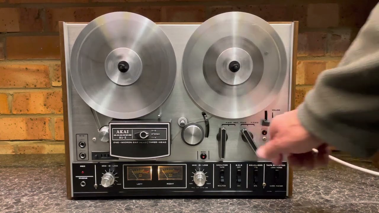 AKAI 4000DS MK II Reel to Reel tape recorder, Japan 1973