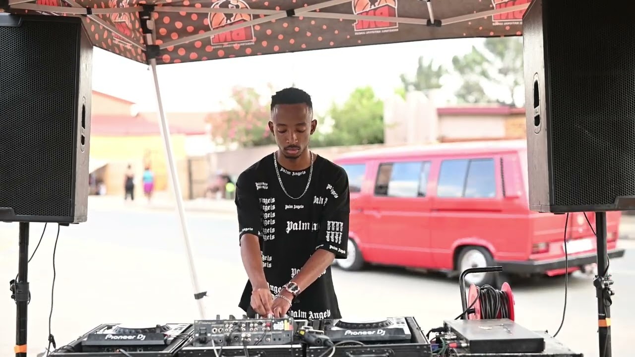 BABY MOMO'S KASI EDITION LIVE MIX