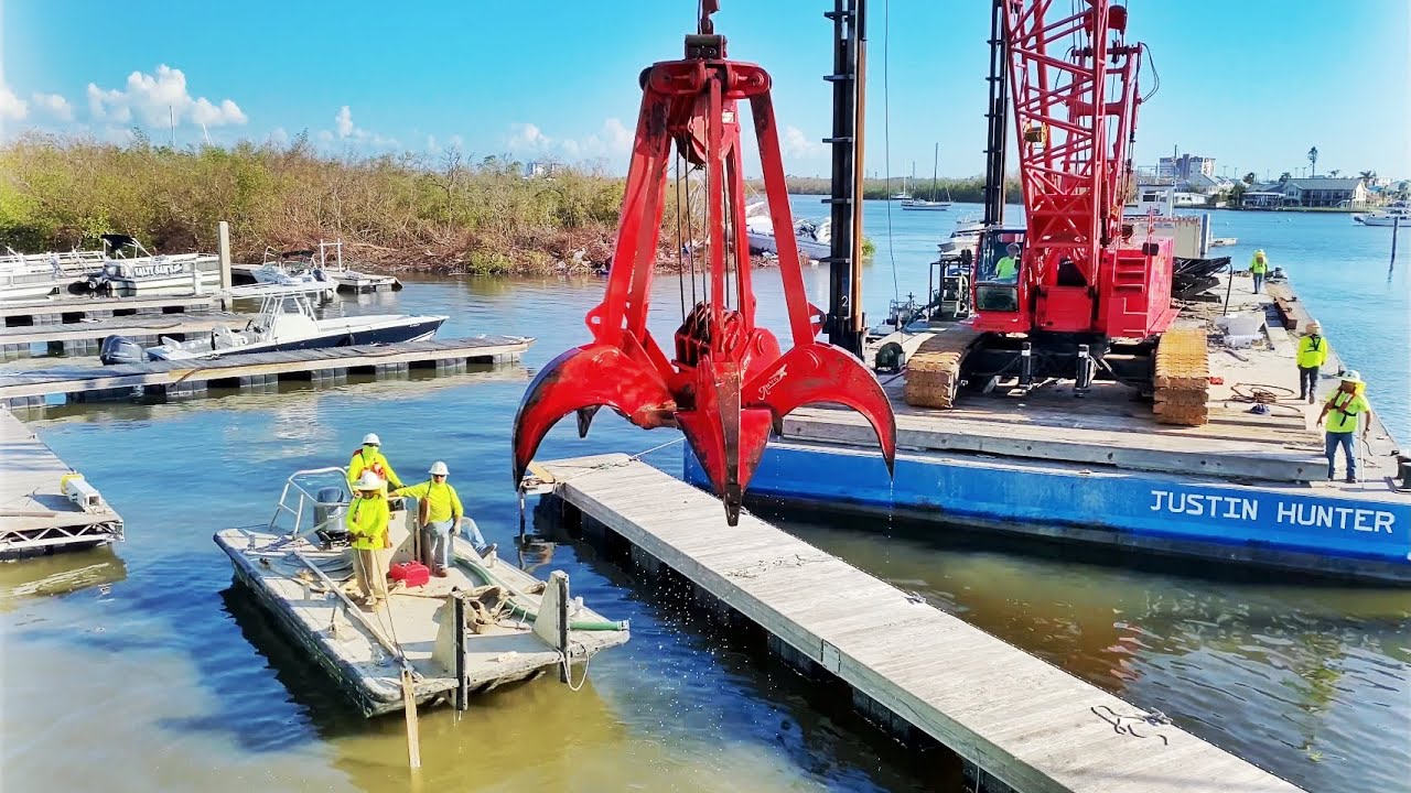 Hurricane Ian Recovery - Pulling Sunk Pilings at Salty Sam's Marina