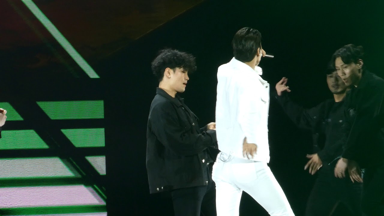 SuperM - Kai Confession Live at The O2 Arena London 28.02.20 4k HD Fancam