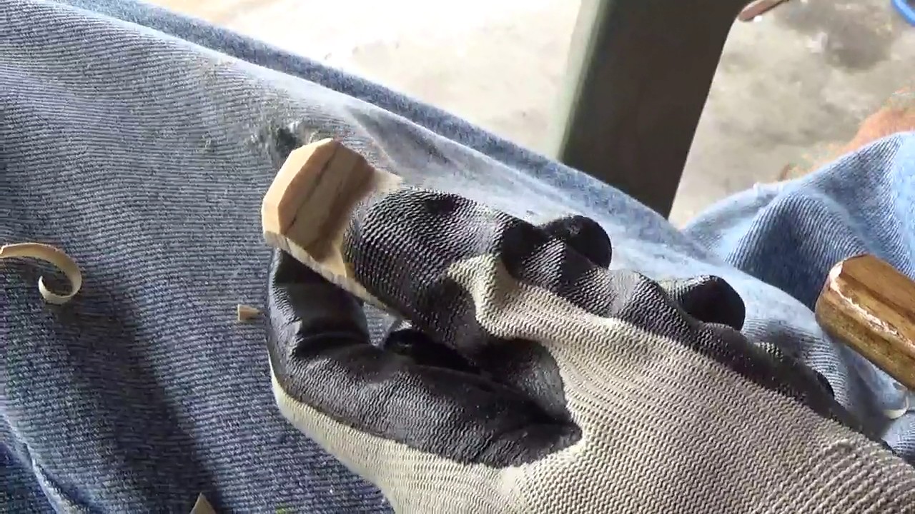 Whittling The Beginners First Figure Part 1