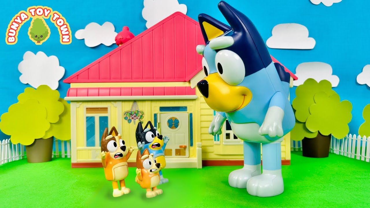 BLUEY The Giant | Lessons For Kids | Pretend Play with Bluey Toys