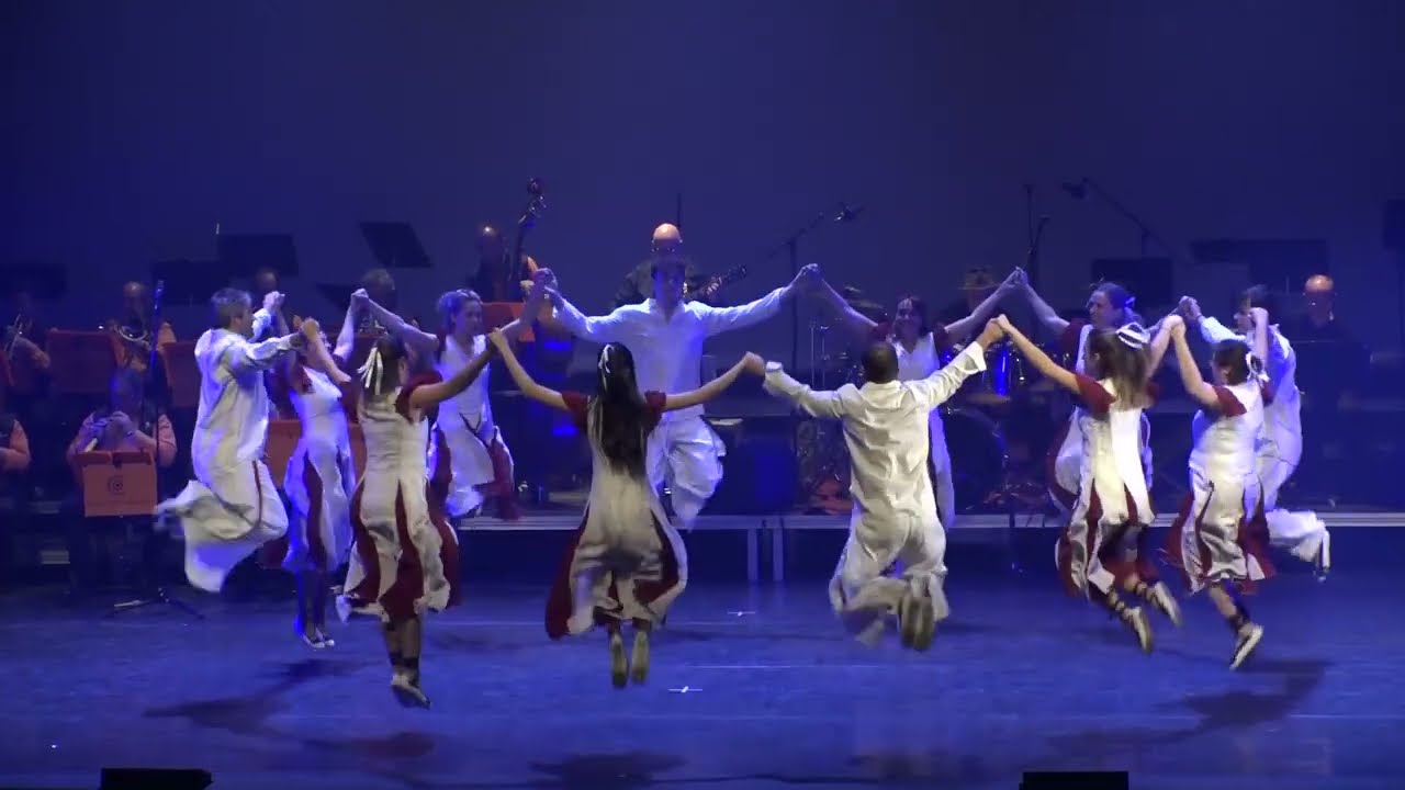 SARDANOVA 2023 - Moments al Teatre Kursaal de Manresa