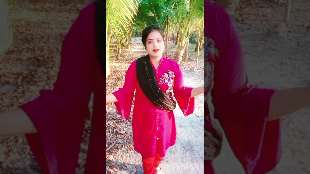 তুমি হাজার ফুলের মাঝে একটি গোলাপ গান