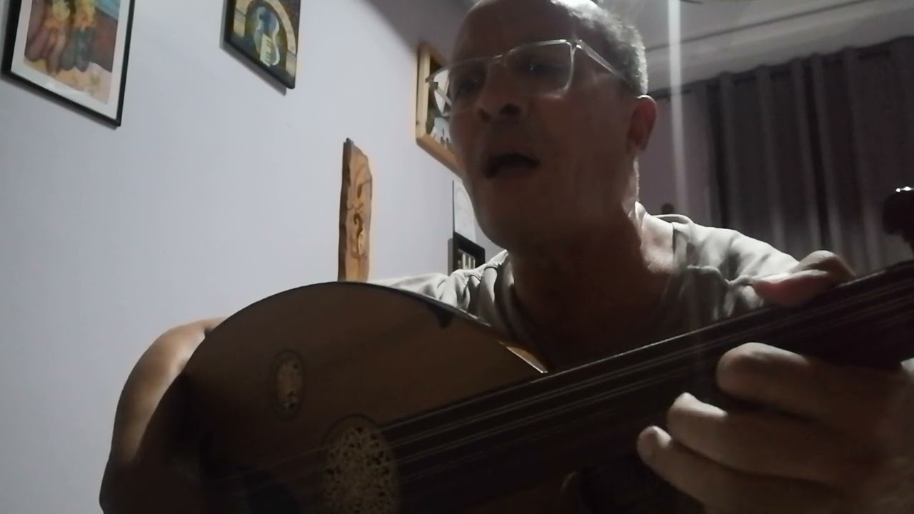 دايما معاك دايما أتبع خطاك دايما...وأعشق بهاك دايما.. وراك وراك دايما...