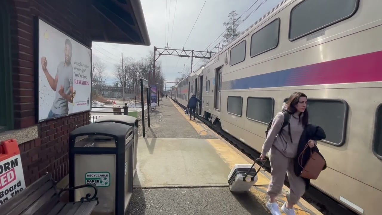 Railfanning at Morris plains train station