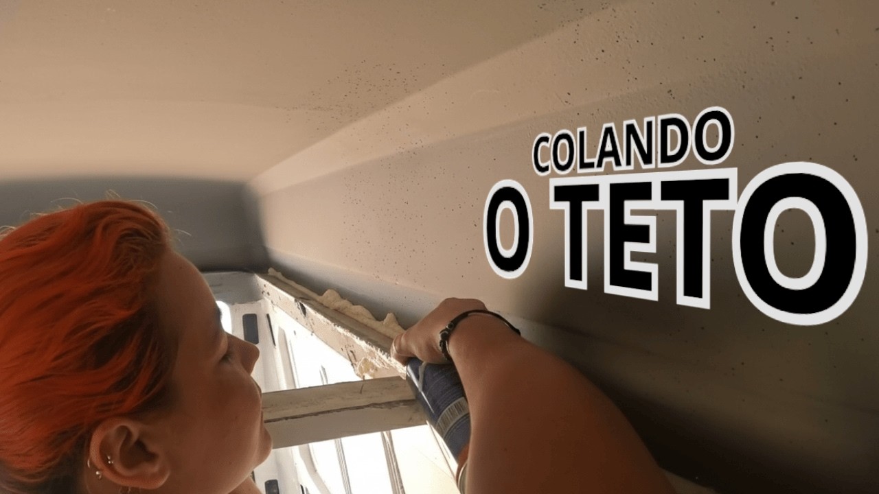 Colamos o teto da MB 180 MOTORHOME com cola PU - Será que vai aguentar?